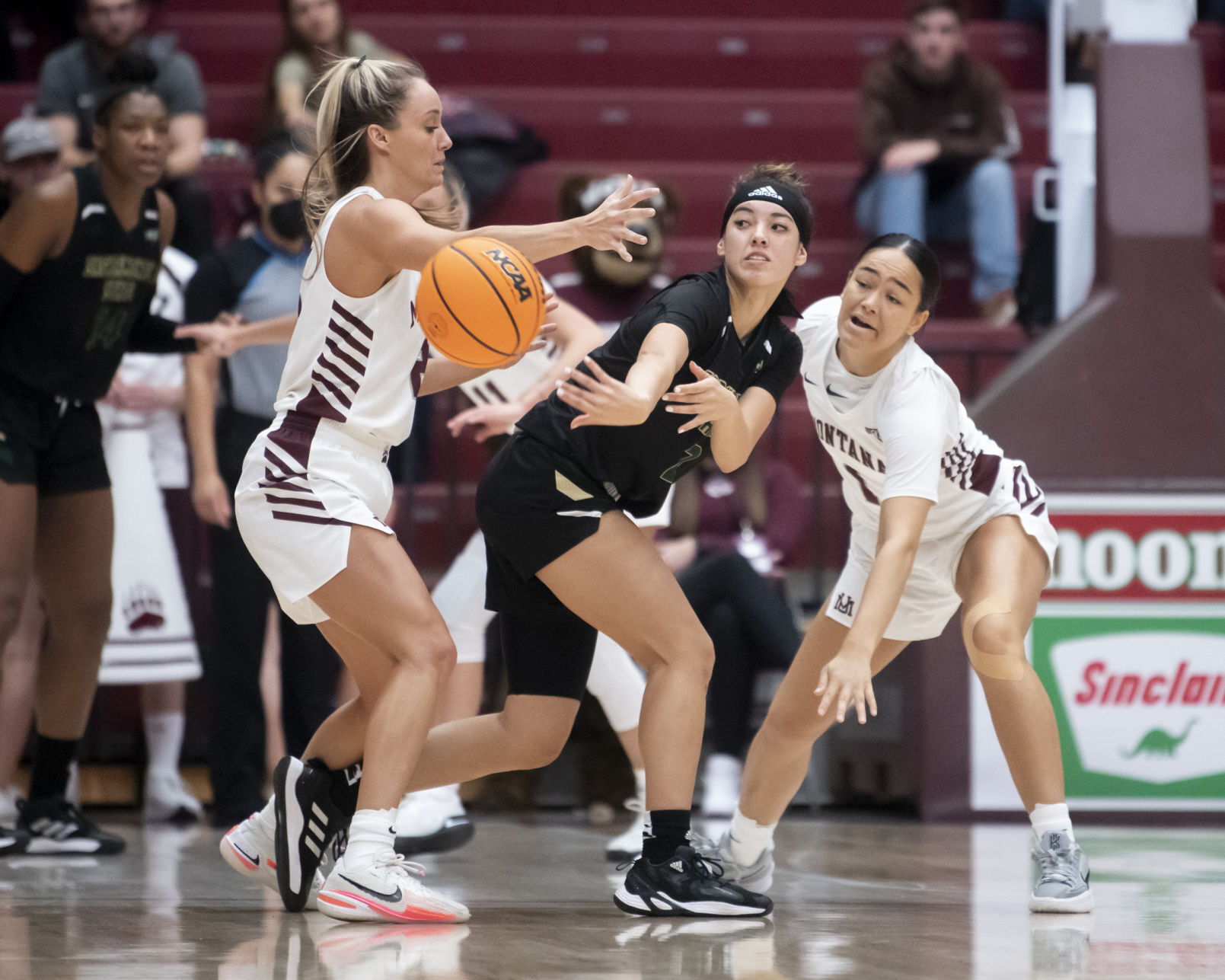 Lady Griz vs. Sac State 15